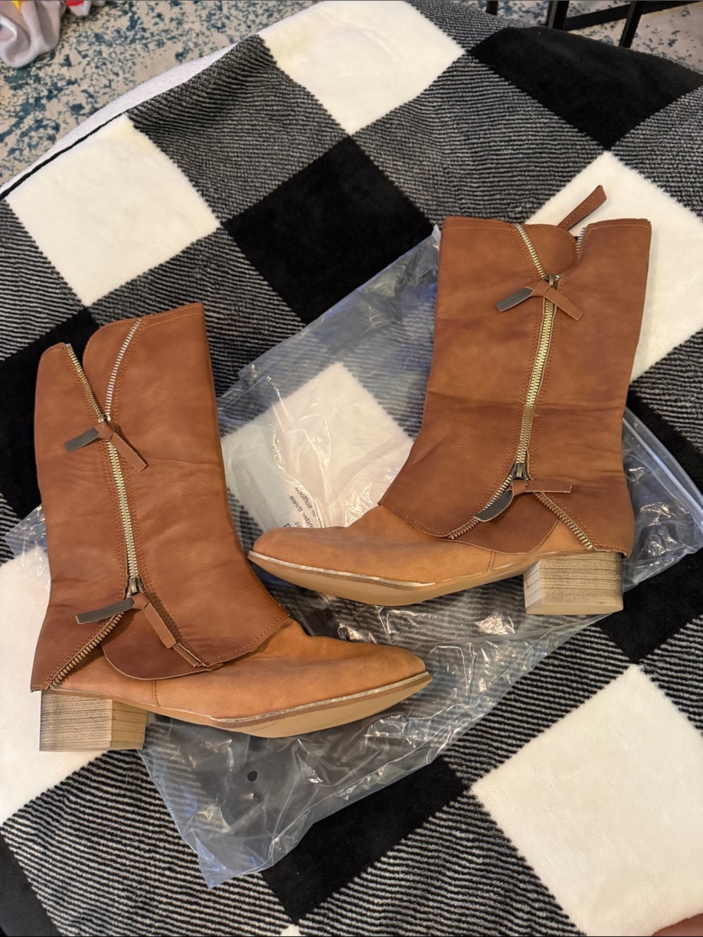 Women's Distressed Zip Rustic Brown Riding Boots - Picture 4 of 16